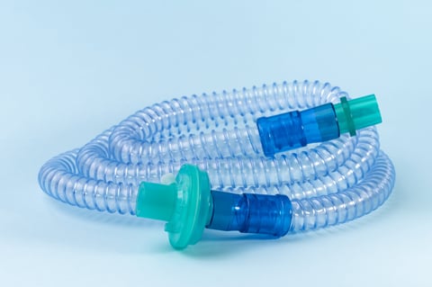 Circuito activo con trampa de agua desechable con válvula espiratoria pediátrico