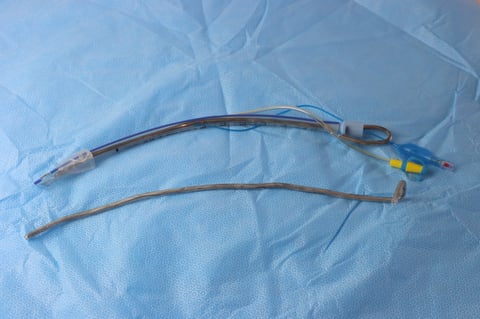 Tubo preformado oral sin globo 4.5mm para intubación endotraqueal
