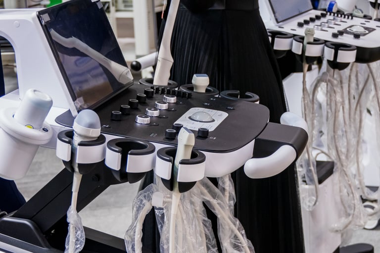 Compact modern device for portable ultrasound examination